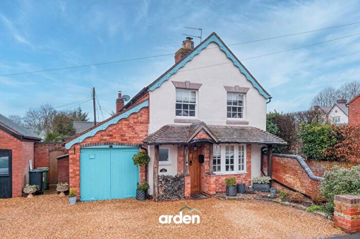 4 Bedroom Detached House For Sale In High Street, Feckenham, B96