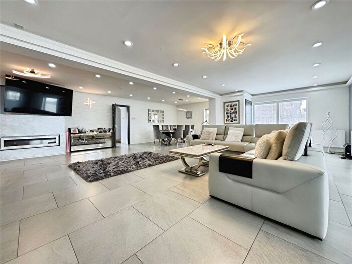 4 Bedroom Detached House For Sale In Bowness-On-Solway, Wigton, Cumbria, CA7