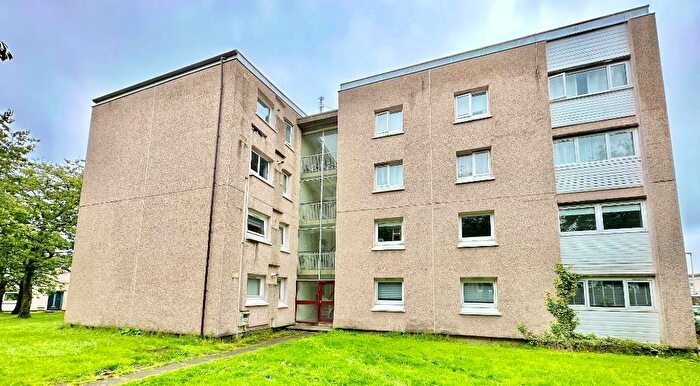 2 Bedroom Flat To Rent In Pembroke, Calderwood, East Kilbride, G74