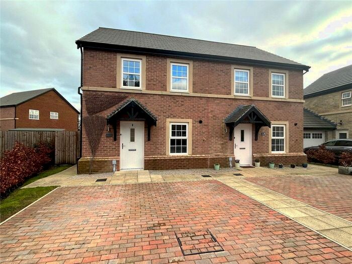 3 Bedroom Semi-Detached House For Sale In Meadow Drive, Bowgreave, Preston, Lancashire, PR3