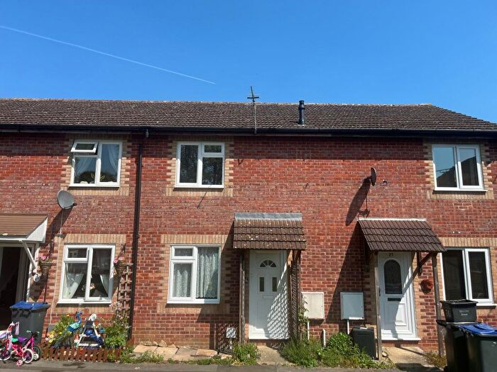 2 Bedroom Terraced House For Sale In Hewlett Close, Chippenham, SN15