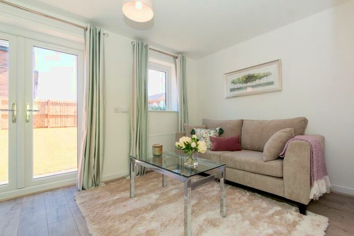 2 Bedroom House To Rent In Engine Close, Freight Sidings, Gateshead, NE8