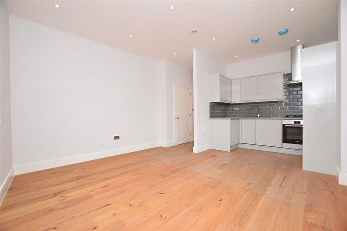 1 Bedroom Flat To Rent In Newfoundland Circus, Bristol, BS2
