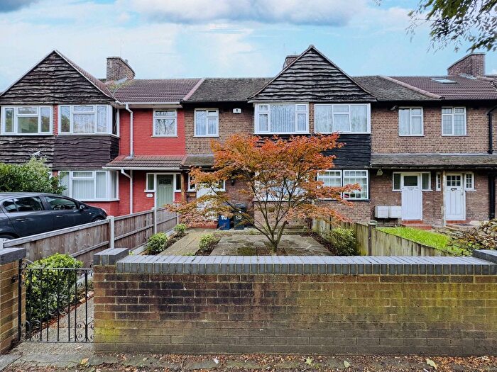 3 Bedroom Terraced House For Sale In Mandeville Road, Northolt, UB5