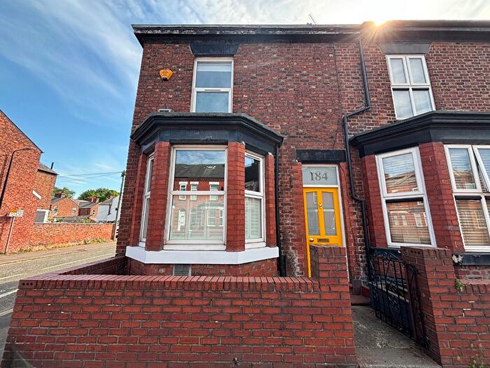 2 Bedroom End Of Terrace House To Rent In Barton Road, Stretford, Manchester, M32