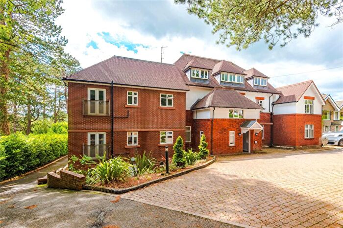 2 Bedroom Flat For Sale In Buxton Road West, Disley, Stockport, Cheshire, SK12