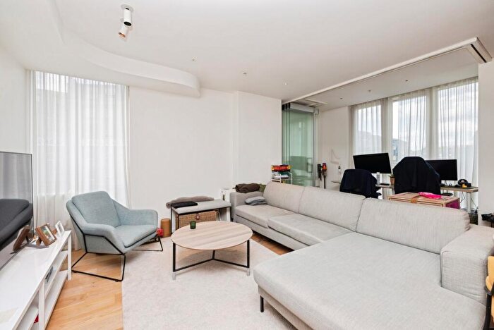 1 Bedroom Apartment To Rent In Long Street, London, E2