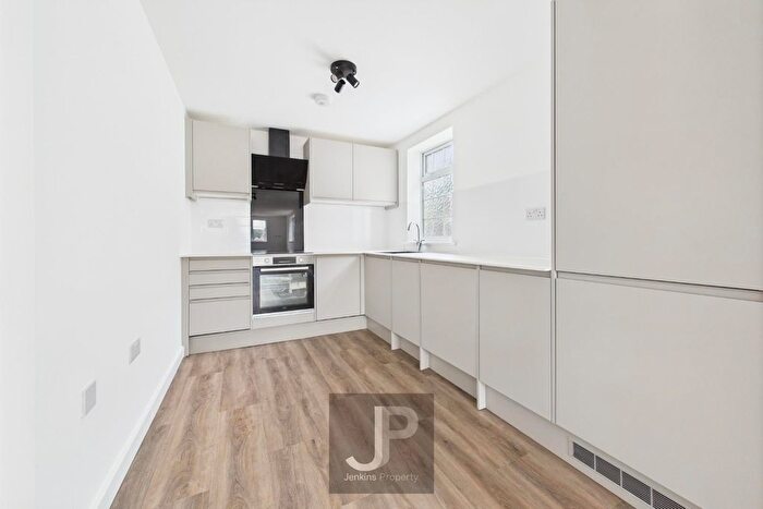 2 Bedroom Property To Rent In St. Marys Drive, Benfleet, SS7