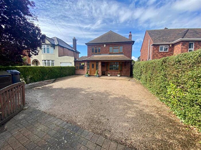 4 Bedroom Detached House For Sale In Butt Lane, Hinckley, LE10