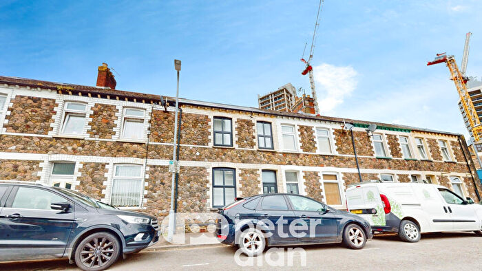 3 Bedroom Terraced House To Rent In Crawshay Street, Cardiff City Centre, CF10