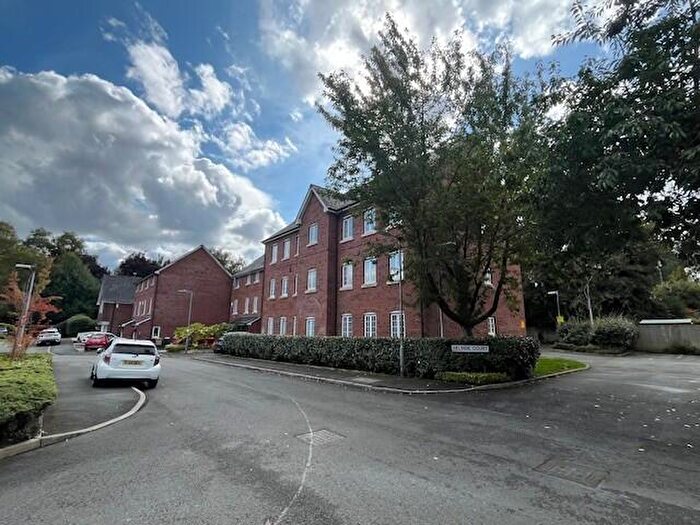 2 Bedroom Apartment For Sale In Selside Court, Radcliffe, Manchester, Greater Manchester, M26