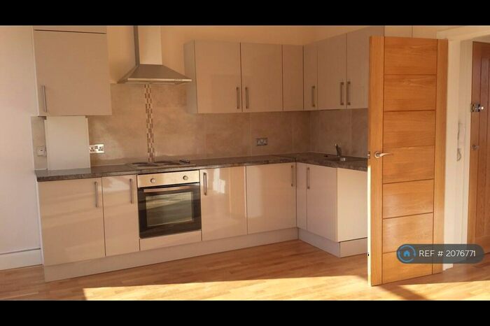 1 Bedroom Flat To Rent In Floor, London, SE19