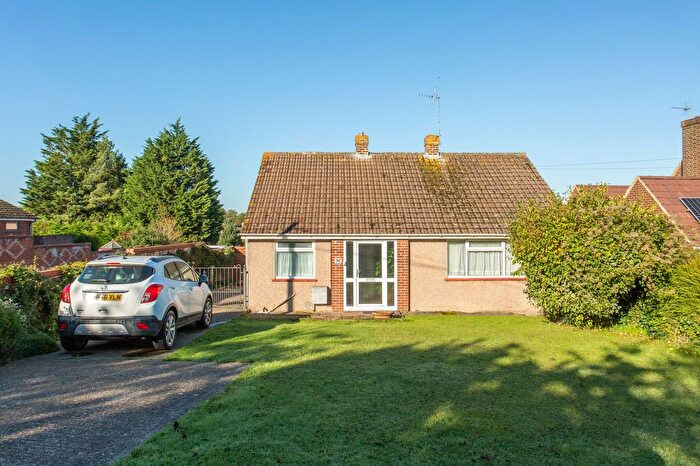 3 Bedroom Detached House For Sale In Sandwich Road, Eythorne, CT15
