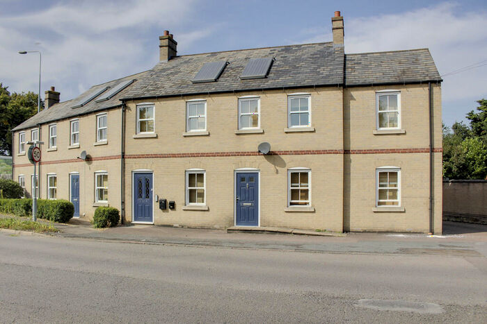 2 Bedroom Apartment To Rent In High Street, Buckden, PE19