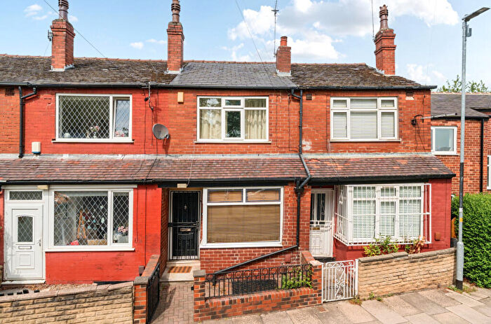 3 Bedroom Terraced House For Sale In Hartley Crescent, Woodhouse, Leeds, LS6