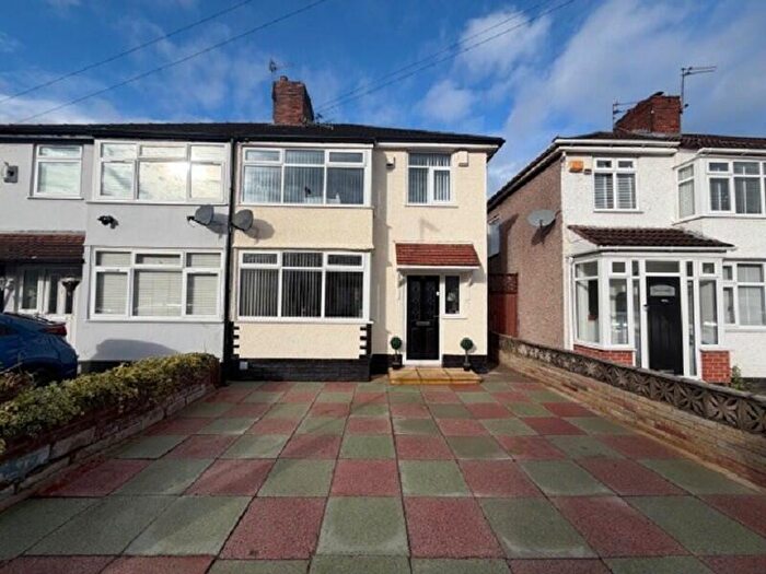 3 Bedroom Semi-Detached House For Sale In Howden Drive, Liverpool, Merseyside., L36