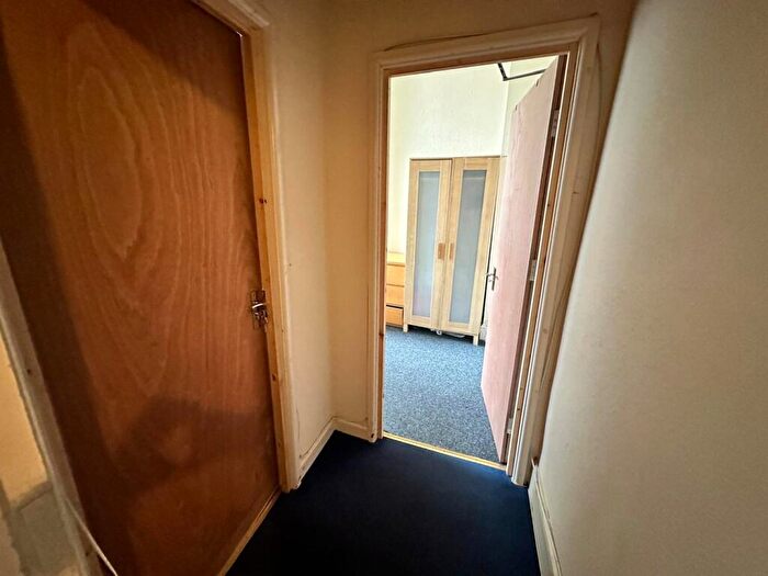 4 Bedroom Flat To Rent In Tyndall's Park Road, Bristol, BS8