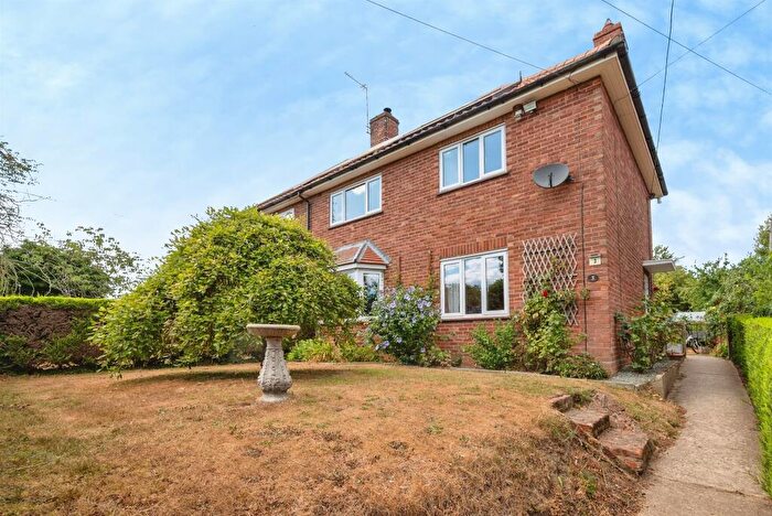 3 Bedroom Semi-Detached House For Sale In Old School Road, Guestwick, Dereham, NR20