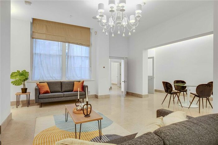 2 Bedroom Flat To Rent In Upper Wimpole Street, London, W1G