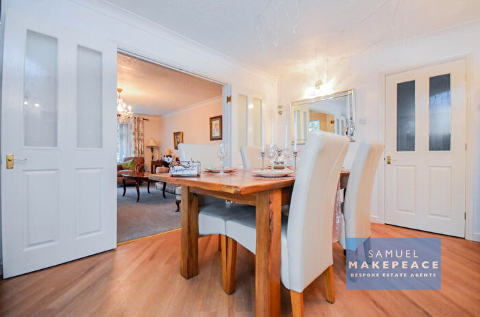 4 Bedroom Bungalow For Sale In Dee Close, Talke, Stoke-on-Trent, ST7