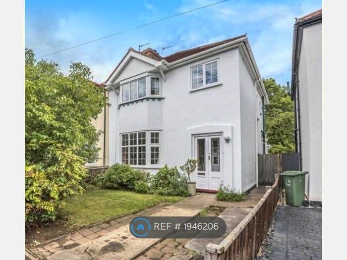 3 Bedroom Semi-Detached House To Rent In Carlton Road, Oxford, OX2