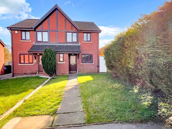 3 Bedroom Semi-Detached House For Sale In Cottage Close, Sutton-In-Ashfield, NG17