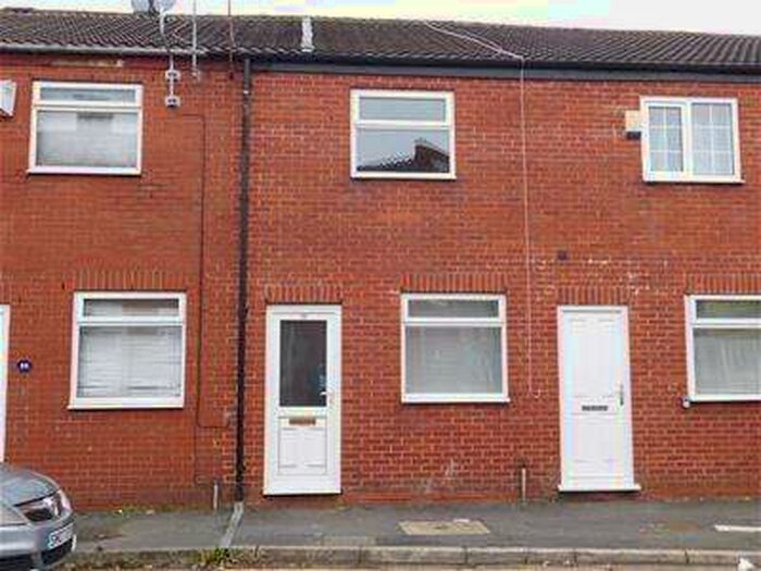 3 Bedroom Terraced House To Rent In Old Road, Manchester, M35