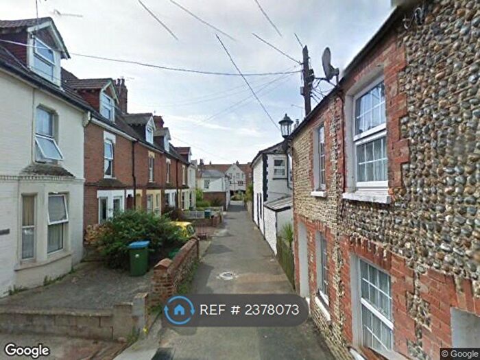 Studio To Rent In Purbeck Place, Littlehampton, BN17