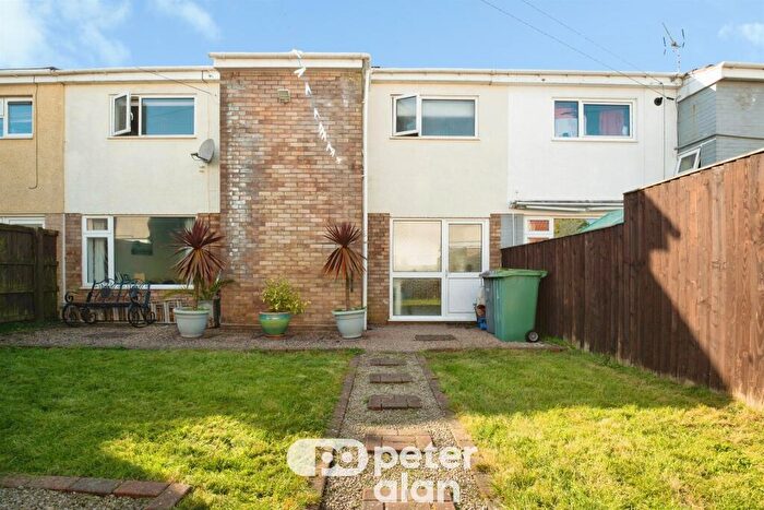 2 Bedroom Terraced House For Sale In Lancaster Road, New Inn, Pontypool, NP4