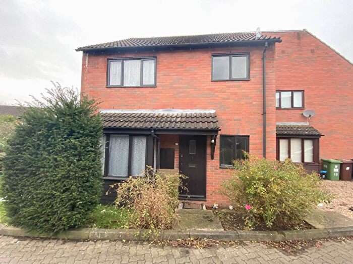 1 Bedroom Terraced House To Rent In Webber Close, Elstree, WD6