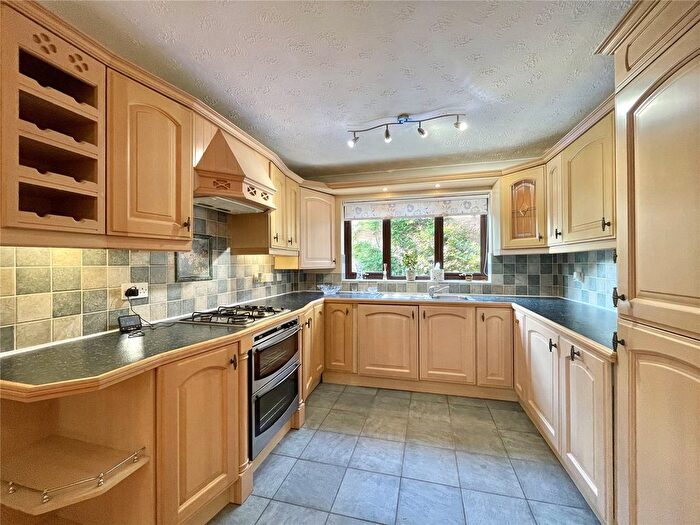 3 Bedroom Bungalow For Sale In Newland Close, Widnes, Cheshire, WA8