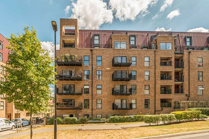 2 Bedroom Flat For Sale In Moy Lane, Woolwich, SE18