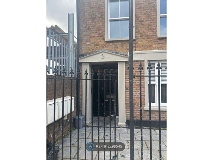 1 Bedroom Flat To Rent In Malham Road, London, SE23