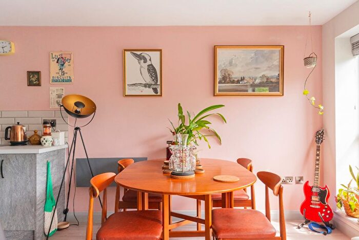 3 Bedroom Maisonette For Sale In Crews Hole Road, St George, BS5
