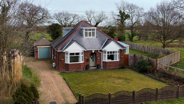 4 Bedroom Detached House For Sale In Chapel Lane, North Scarle, LN6