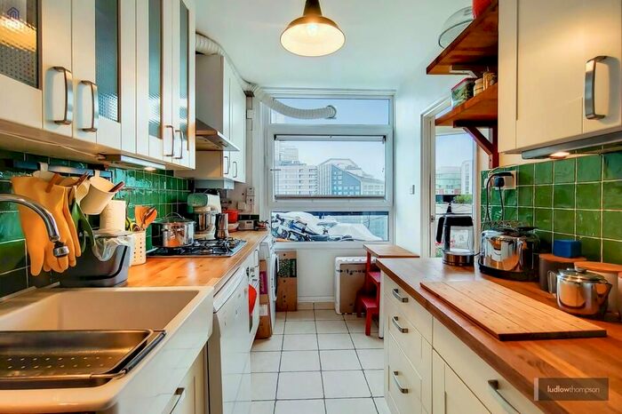 2 Bedroom Flat To Rent In Tyers Street, London, SE11