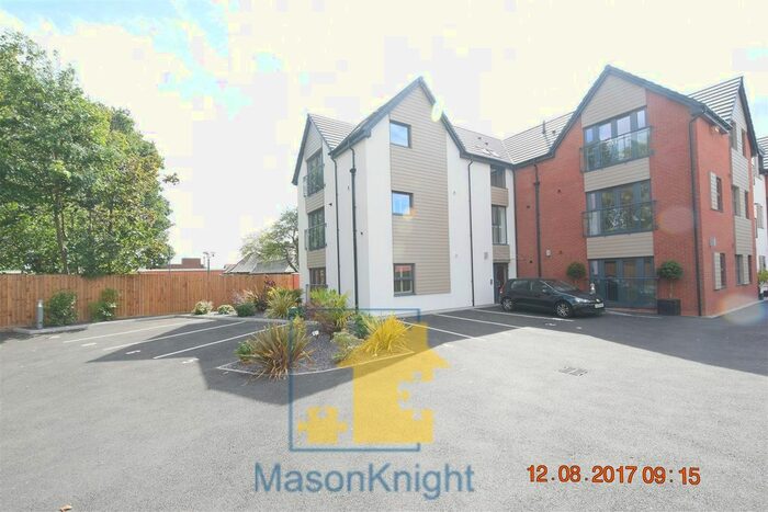 2 Bedroom Flat To Rent In Shirley, Solihull, B90