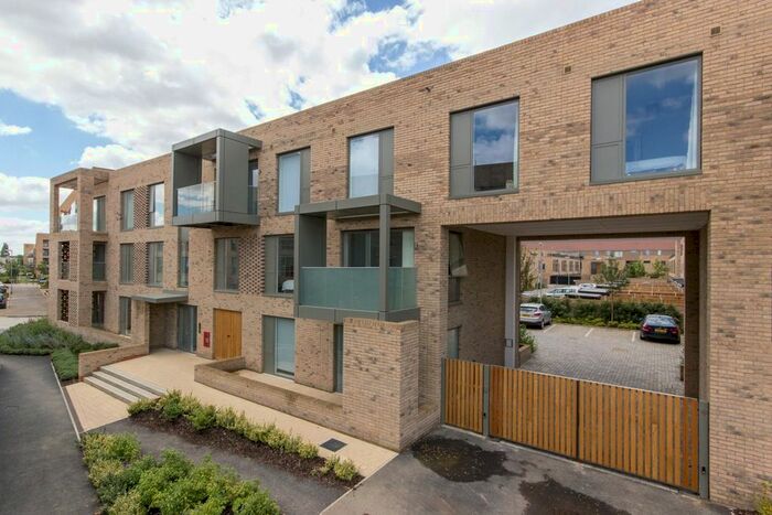 2 Bedroom Flat To Rent In Whittle Avenue, Trumpington, Cambridge, CB2