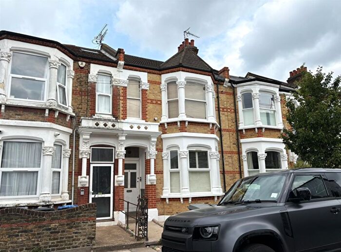 2 Bedroom Flat To Rent In Bolton Gardens, Kensal Rise, NW10