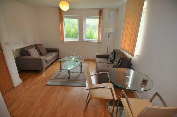 1 Bedroom Flat To Rent In Lunar, Otley Road, Bradford, BD3