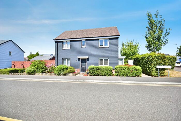 3 Bedroom Detached House For Sale In Hayward Road, Maidstone, ME17