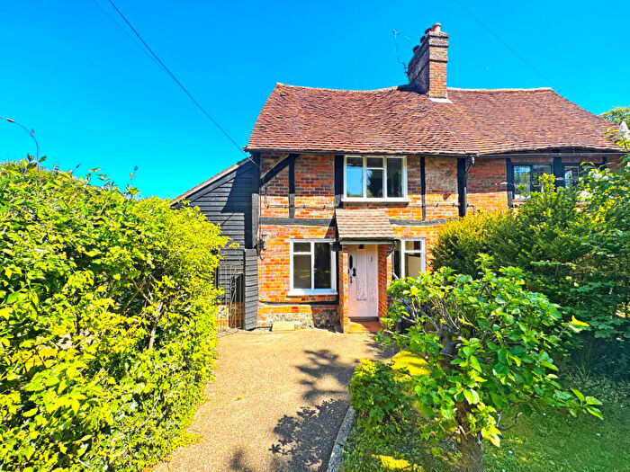 2 Bedroom Cottage For Sale In The Hill, Winchmore Hill, Amersham, HP7
