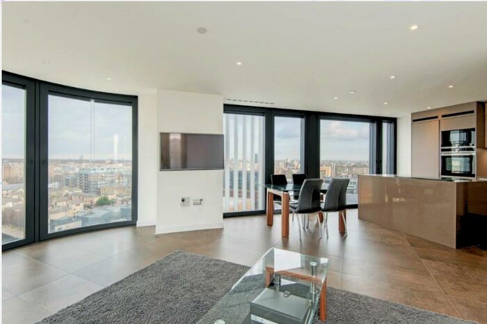 3 Bedroom Apartment To Rent In Chronicle Tower, City Road, London, EC1V