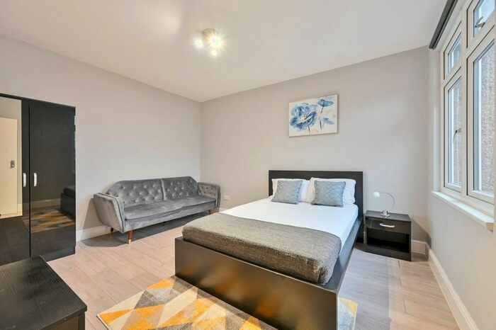 Studio To Rent In Thurlby Road, Wembley, HA0