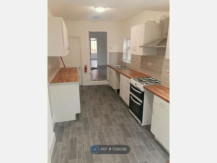 3 Bedroom Terraced House To Rent In Markeaton Street, Derby, DE1