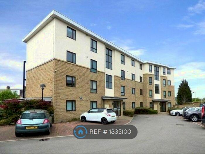2 Bedroom Flat To Rent In Amber Wharf, Shipley, BD17