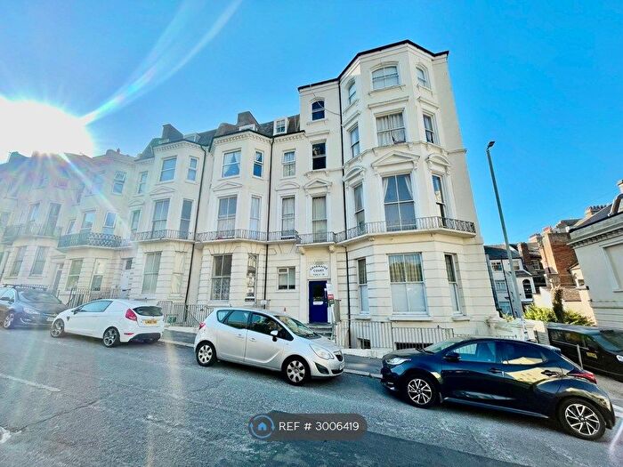 3 Bedroom Flat To Rent In St. Margarets Road, St Leonards-On-Sea, TN37