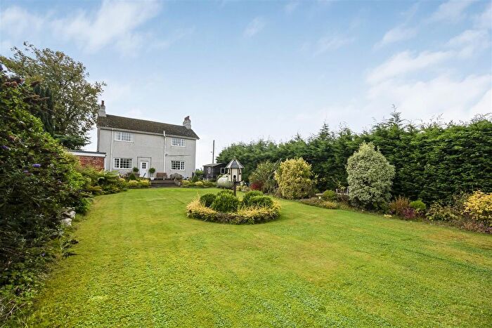 4 Bedroom Detached House For Sale In Station Road, Laxton, Goole, DN14