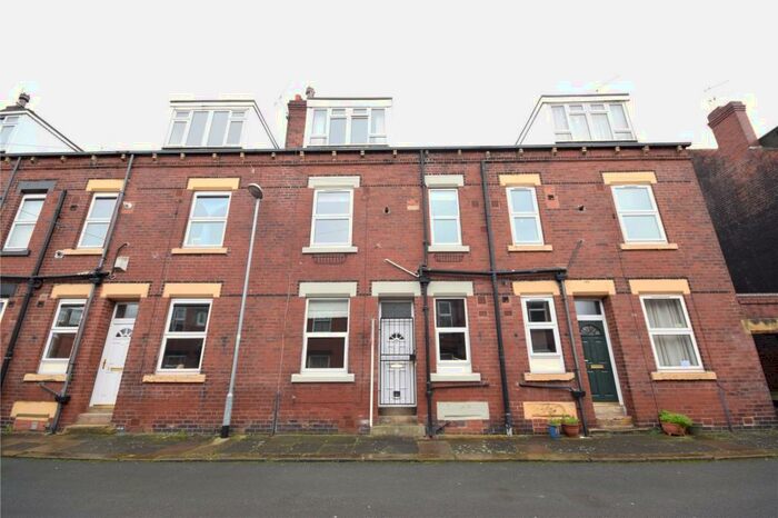 2 Bedroom Terraced House To Rent In Vesper Place, Leeds, LS5