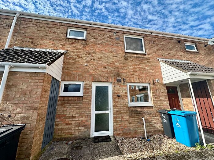 1 Bedroom Flat To Rent In Puddletown Crescent, Poole, BH17